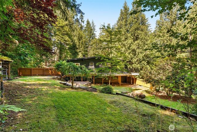 19035 SE 56th Street, Issaquah, WA 98027