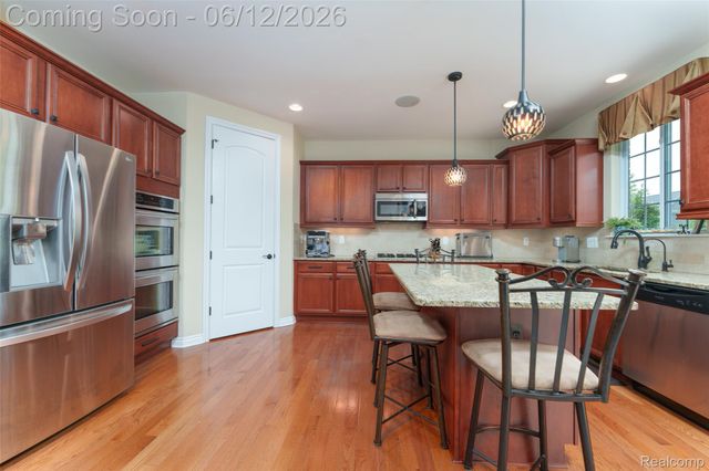 24455 Glenwood Drive, Lyon Charter Township, MI 48178