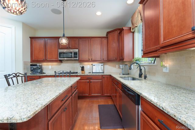 24455 Glenwood Drive, Lyon Charter Township, MI 48178
