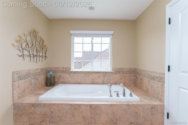 24455 Glenwood Drive, Lyon Charter Township, MI 48178
