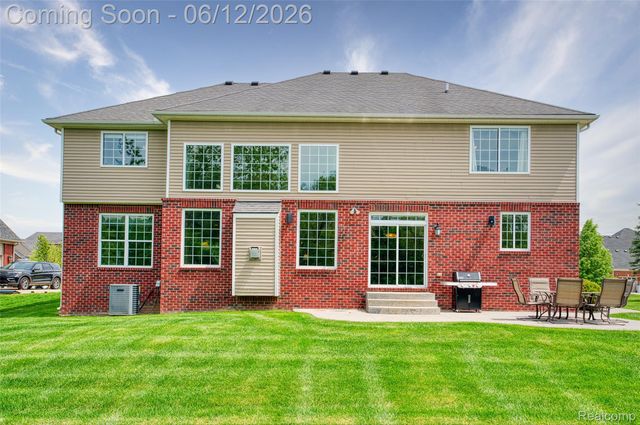 24455 Glenwood Drive, Lyon Charter Township, MI 48178