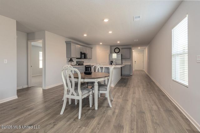 66 Sealy Drive, Byhalia, MS 38611