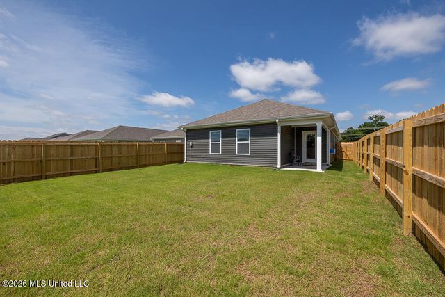 66 Sealy Drive, Byhalia, MS 38611
