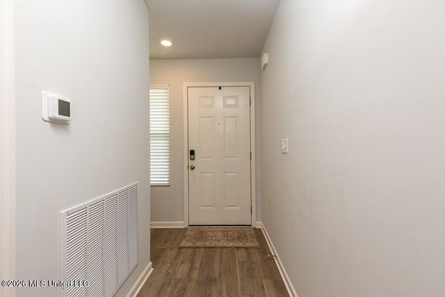 66 Sealy Drive, Byhalia, MS 38611