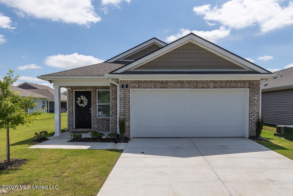 66 Sealy Drive, Byhalia, MS 38611
