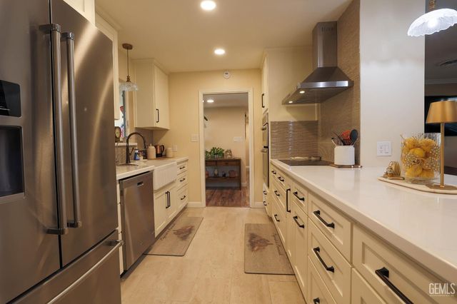 6512 Chewacan Drive, Bakersfield, CA 93309