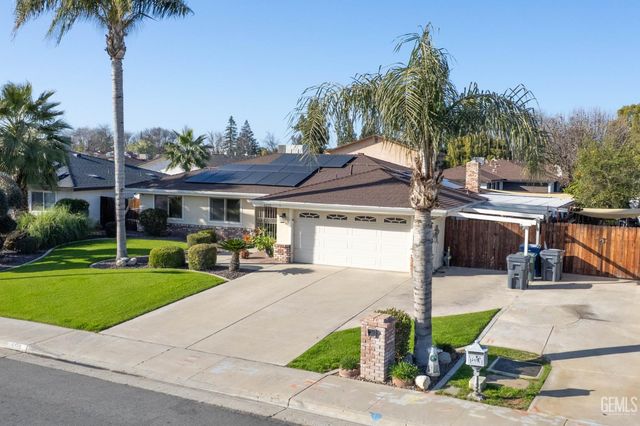 6512 Chewacan Drive, Bakersfield, CA 93309