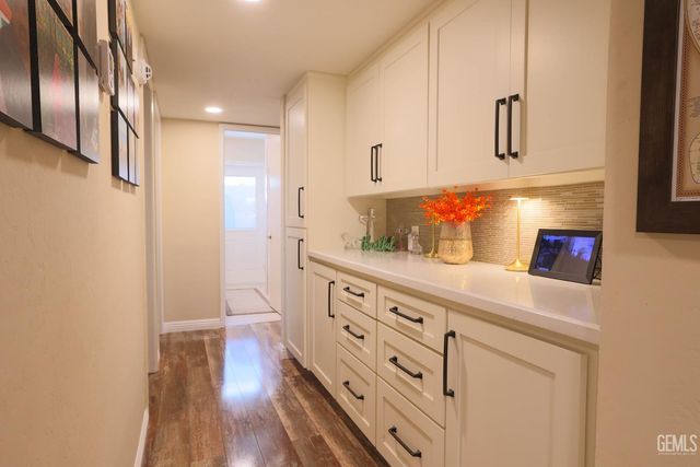 6512 Chewacan Drive, Bakersfield, CA 93309