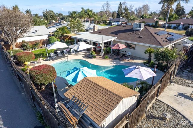 6512 Chewacan Drive, Bakersfield, CA 93309