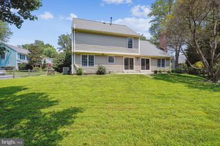 5427 RILIAN CT, Burke, VA 22015