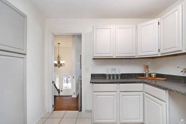 1705 Denholm Drive, Manhattan, KS 66503