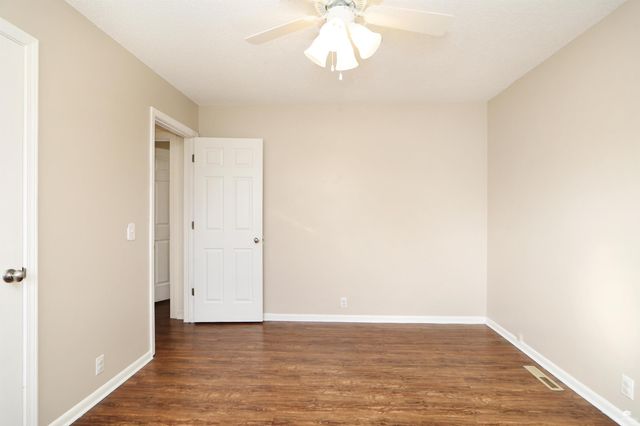 1705 Denholm Drive, Manhattan, KS 66503