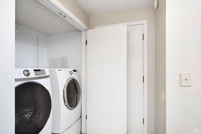 1705 Denholm Drive, Manhattan, KS 66503