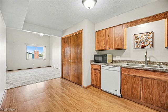 7090 Bristlewood Drive H, Concord, OH 44077