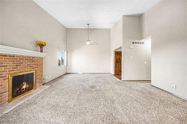 7090 Bristlewood Drive H, Concord, OH 44077