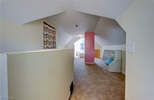 21870 Seabury Avenue, Fairview Park, OH 44126