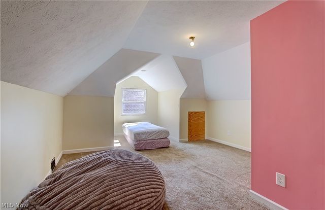 21870 Seabury Avenue, Fairview Park, OH 44126