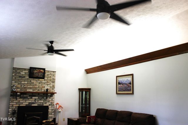 2193 Burem Road, Rogersville, TN 37857