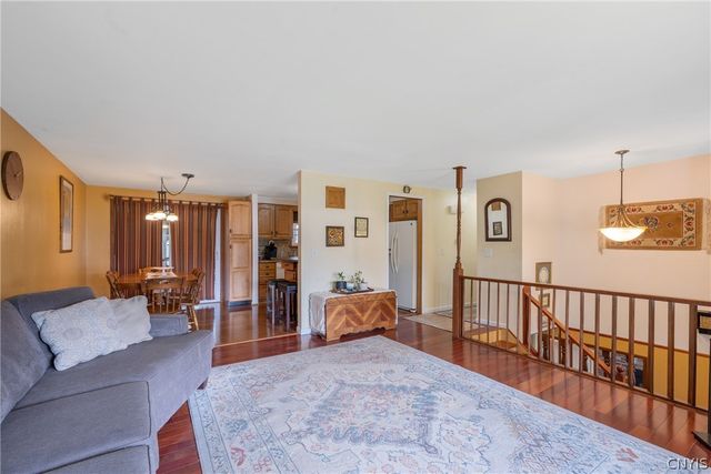 5379 Vineyard Drive, Clay, NY 13041