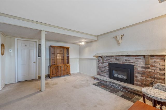 5379 Vineyard Drive, Clay, NY 13041