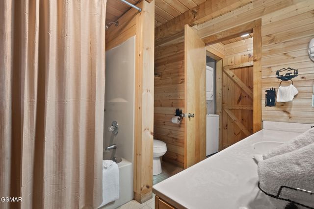 1518 Ridgecrest Drive, Sevierville, TN 37876