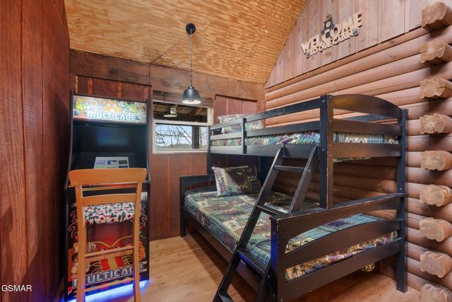 1518 Ridgecrest Drive, Sevierville, TN 37876