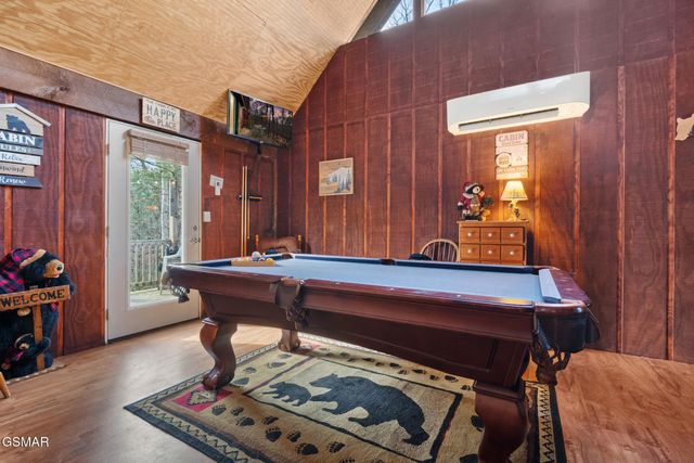 1518 Ridgecrest Drive, Sevierville, TN 37876