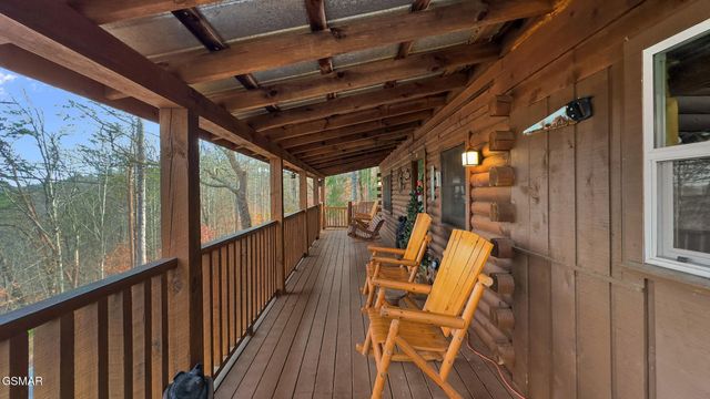 1518 Ridgecrest Drive, Sevierville, TN 37876