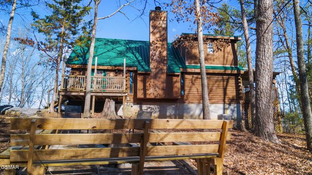 1518 Ridgecrest Drive, Sevierville, TN 37876