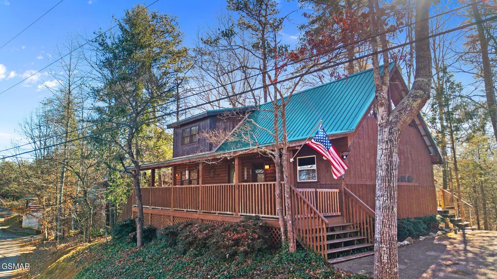 1518 Ridgecrest Drive, Sevierville, TN 37876
