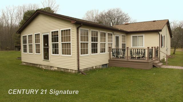 1162 E Farrand Road, Clio, MI 48420