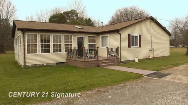 1162 E Farrand Road, Clio, MI 48420