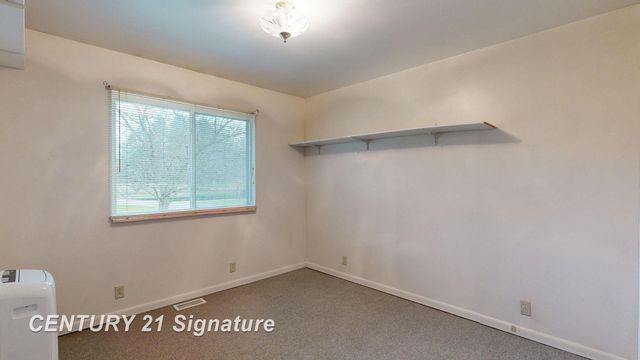 1162 E Farrand Road, Clio, MI 48420