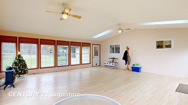 1162 E Farrand Road, Clio, MI 48420