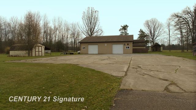1162 E Farrand Road, Clio, MI 48420