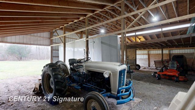 1162 E Farrand Road, Clio, MI 48420