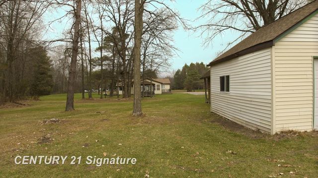 1162 E Farrand Road, Clio, MI 48420