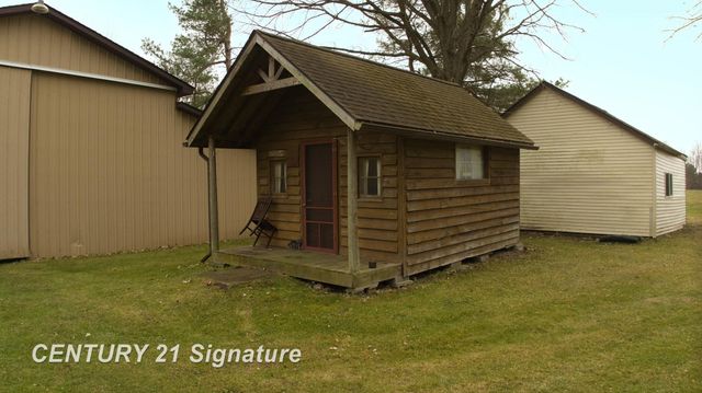 1162 E Farrand Road, Clio, MI 48420