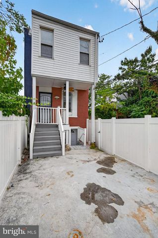 1900 N COLLINGTON AVE, Baltimore, MD 21213