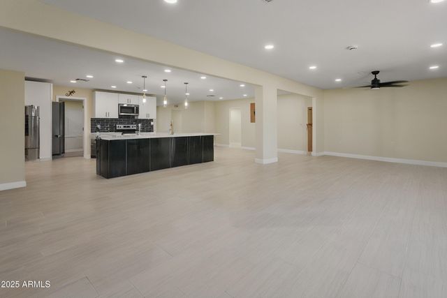 13221 W MESA VERDE Drive, Sun City West, AZ 85375