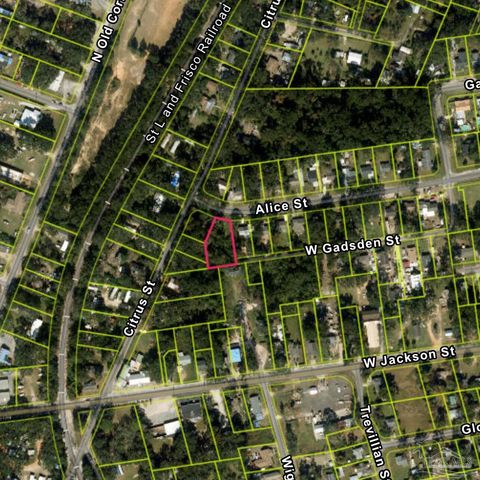 125 Alice St, Pensacola, FL 32505