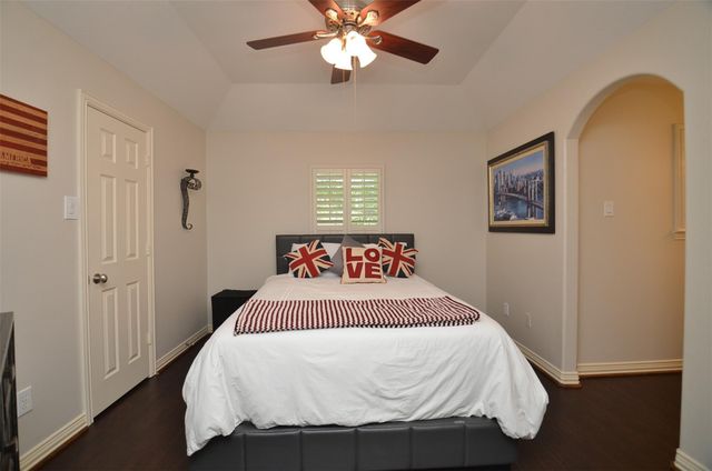 1310 Wildwood Lane, Katy, TX 77494