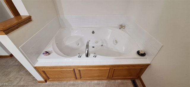 5355 Coventry Park Lane, Medina, OH 44256