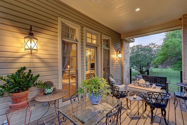 3965 E Hwy 27, Kerrville, TX 78028