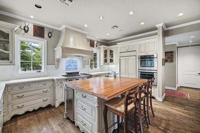 3965 E Hwy 27, Kerrville, TX 78028