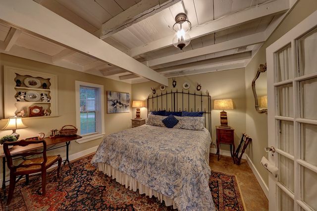 3965 E Hwy 27, Kerrville, TX 78028