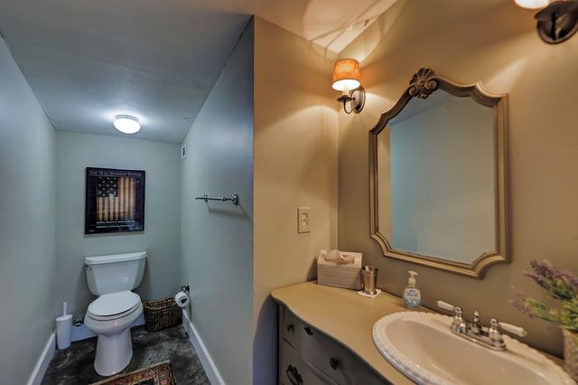 3965 E Hwy 27, Kerrville, TX 78028