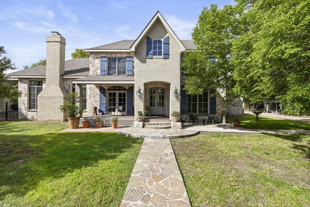3965 E Hwy 27, Kerrville, TX 78028