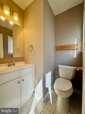 12 GLAZEBROOK CT, Gaithersburg, MD 20878