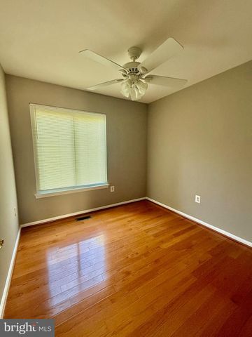 12 GLAZEBROOK CT, Gaithersburg, MD 20878